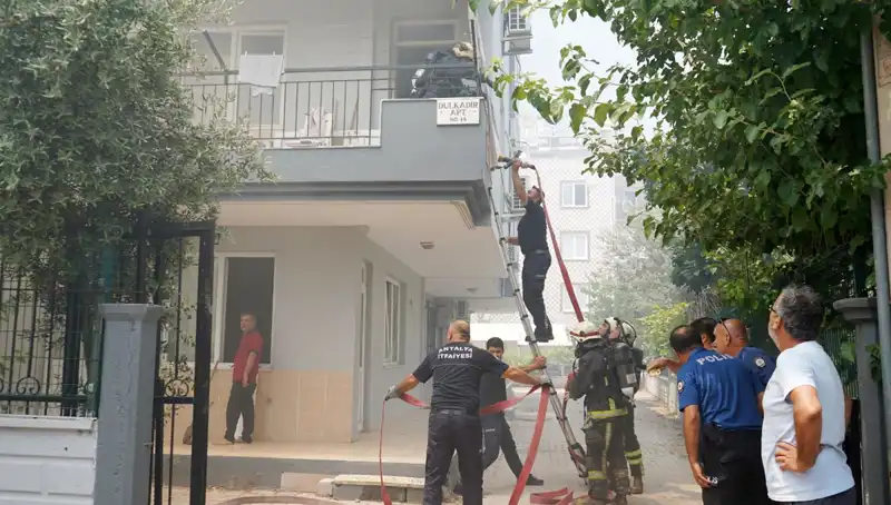 Düşmanlıktan, Yangına: Arkadaşın Ağabeyinin Dairelerine Korkunç Saldırı!