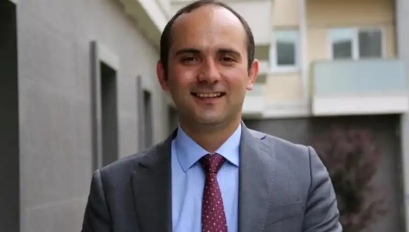 Anayasa Mahkemesi'nden Önemli Tayfun Kahraman Kararı: Adaletin Yeni Yüzü