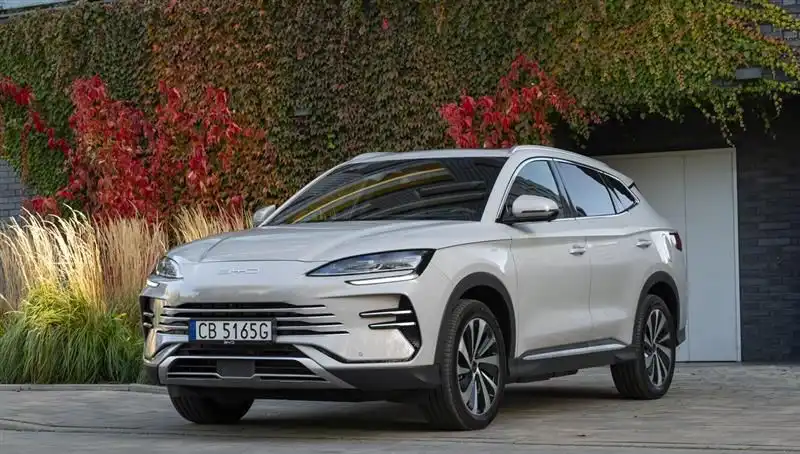 BYD'nin Büyüme Hızı Düşüyor: Elektrikli Araç Pazarında Neler Oluyor?