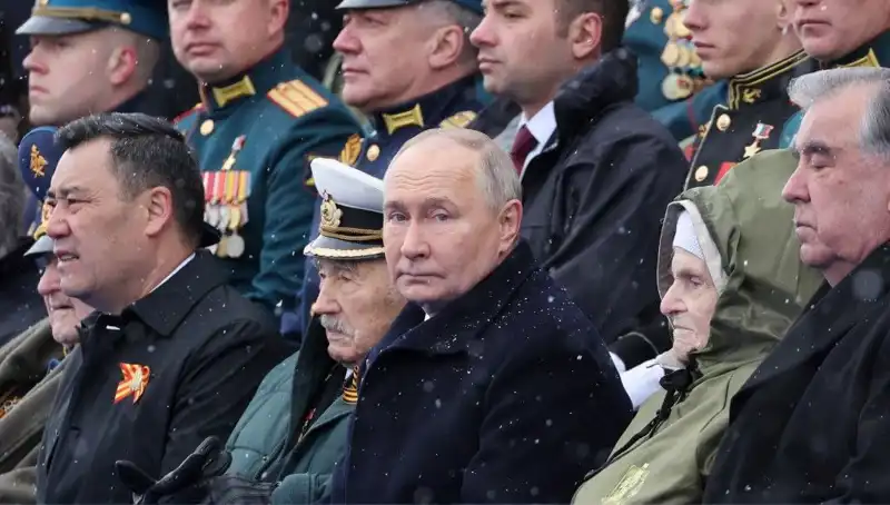Rus Ordusunun Genişlemesi: Putin'in Tarihi Çağrısının Ardındaki Sebepler