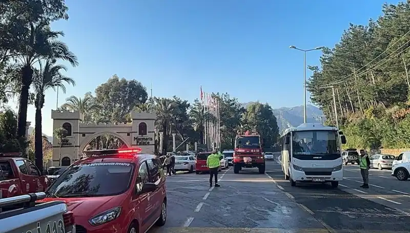 Muğla'daki Lüks Otelde Korkutan Yangın: Tatilciler Panik İçinde Kaçtı