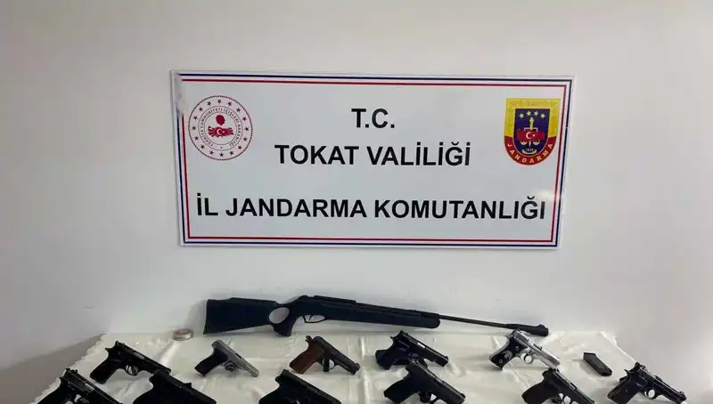 Tokat'ta Kaçak Silah Operasyonu: Güvenlik Kuvvetleri İki Şüpheliyi Ele Geçirdi