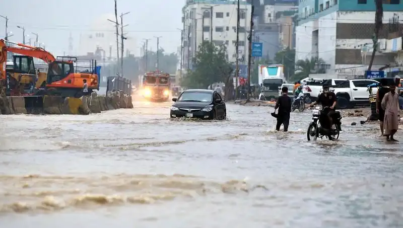Pakistan’da Muson Yağmurları Felaketi: 785 Can Aldı
