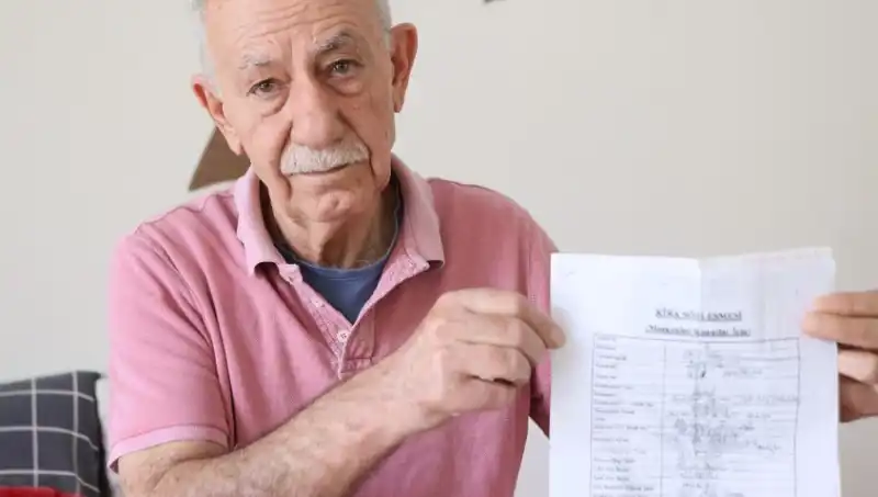 Dede ve Torunları, Tahliye Kararına Direniyor: "Evimizden Olmak İstemiyoruz!"
