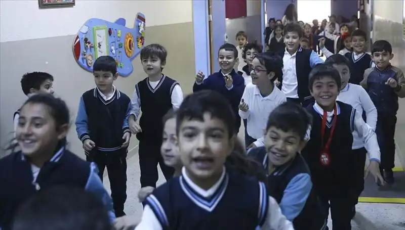 2025 Okul Takvimiyle İlgili Merak Edilen Detaylar: Okullar Ne Zaman Açılacak?