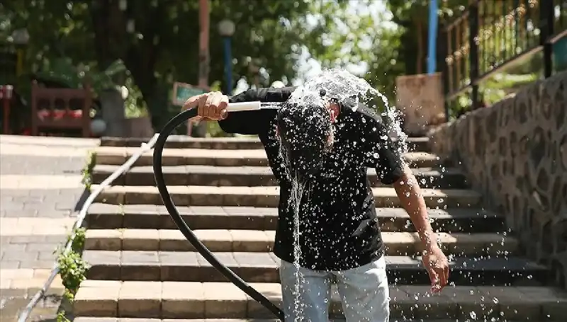 Bu Hafta Sonu Sıcaklık Rekorları Kırılacak mı? Meteorolojik Uyarılar Geldi!