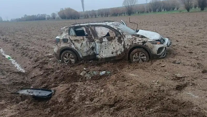 Şarampole Devrilen Araçta Korkunç Kaza: İki Yaralı!
