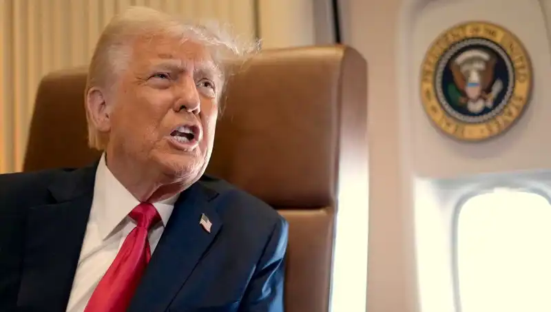 Trump'ın Resminin Dolar Üzerinde Olması İçin Yasa Tasarısı Teklif Edildi