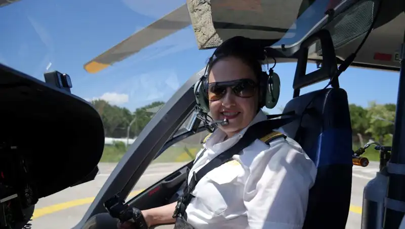 Türkiye’nin İlk Kadın Ambulans Helikopter Pilotundan Cesur Bir Hikaye