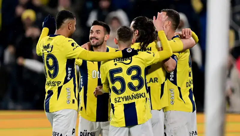 Kadıköy'de Bu İşi Bitirelim: Futbol Tutkusunun Kıyasıya Rekabeti