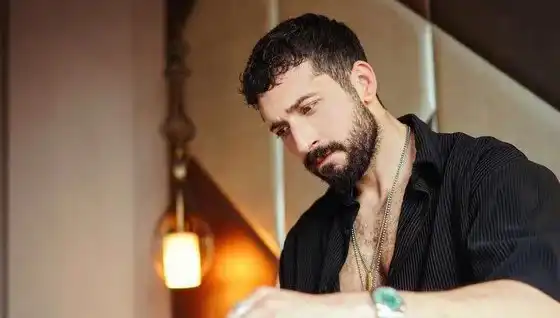 Oyuncu Emre Bulut'a Sahte Komiser Suçlaması: Gerçekler Neler?