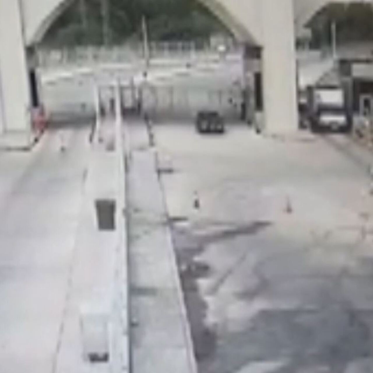 "Motosikletliye Çarpan Yunan Vatandaşı, Polise Satır Çekerek İpsala'da Gerginlik Yarattı"