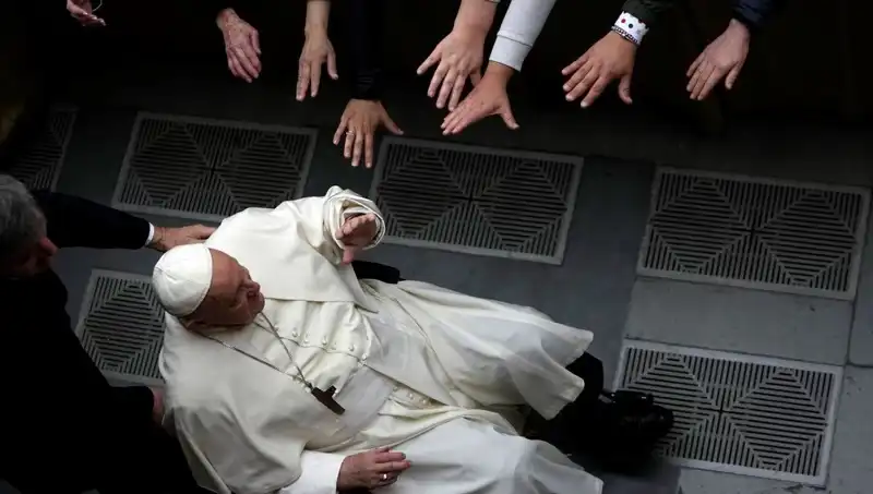 600 Yıl Ardından Tarihi Bir Karar: Papa Francis İstifa Edecek Mi?