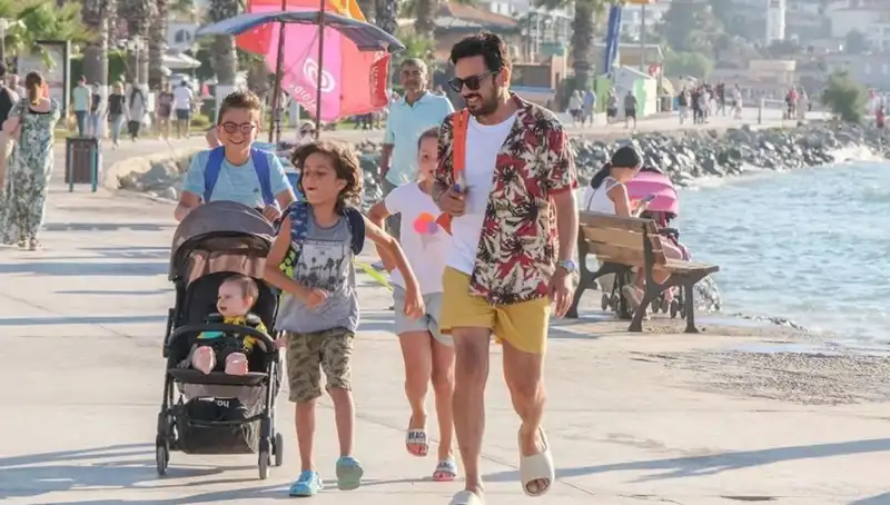 Ne Olacak Halim: İzleyicileri Ekrana Kilitleyen Filmin Başarılı Oyuncu Kadrosu
