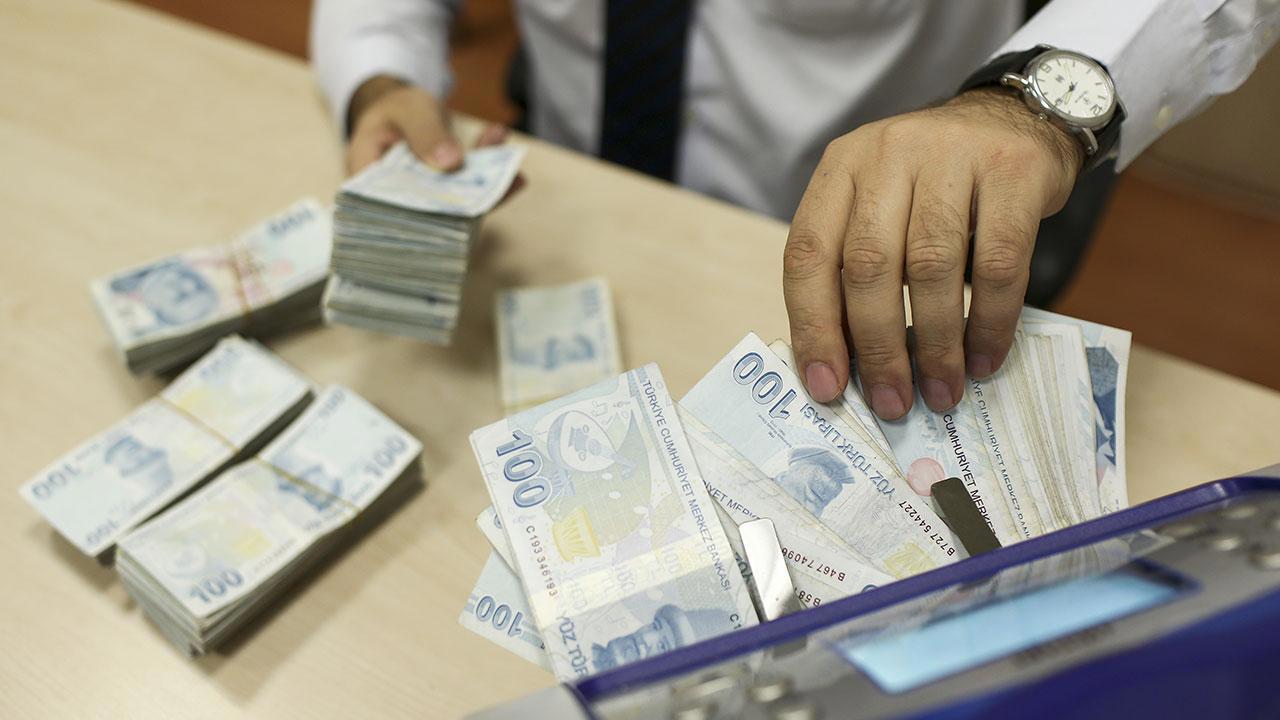 Maaşlara zam farkı ve ek ödemeler yatırıldı