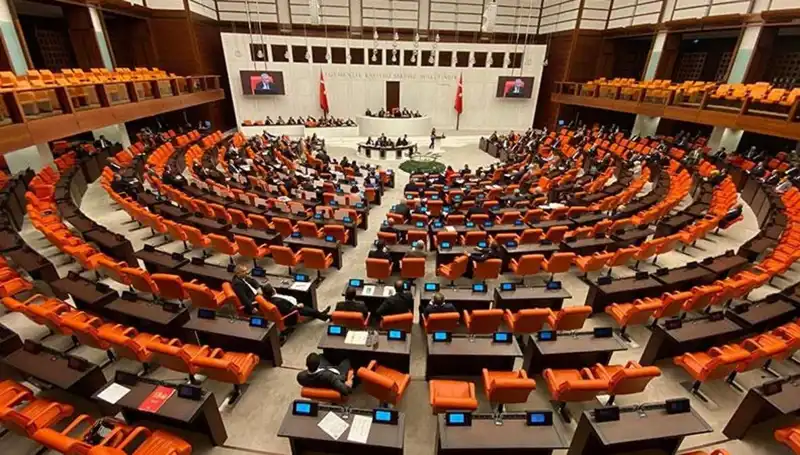 Yeni Dokunulmazlık Dosyaları Meclis Gündeminde Neleri Değiştirecek?