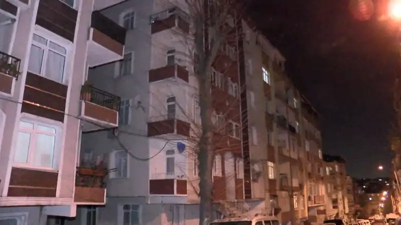 Altı Katlı Apartmanda Panik: Kolonlardan Gelen Sesler Ev Sahiplerini Telaşlandırdı