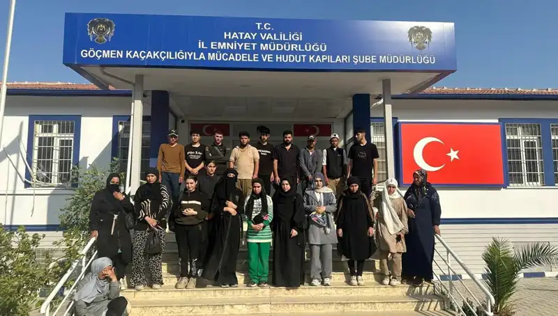 Minibüste Yakalanan 24 Göçmen: İnsanlık Dramı ve Sınır Güvenliği