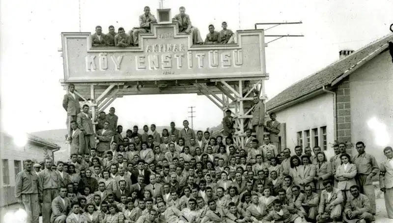 17 Nisan: Köy Enstitüleri'nin Kuruluş Yıldönümünde Eğitimde Yenilikçi Adımlar