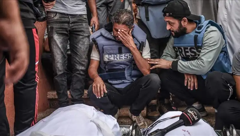 Gazze'deki Gazetecilerin Düşünceleri: Hayatta Kalmak ve Soykırım Eylemleri
