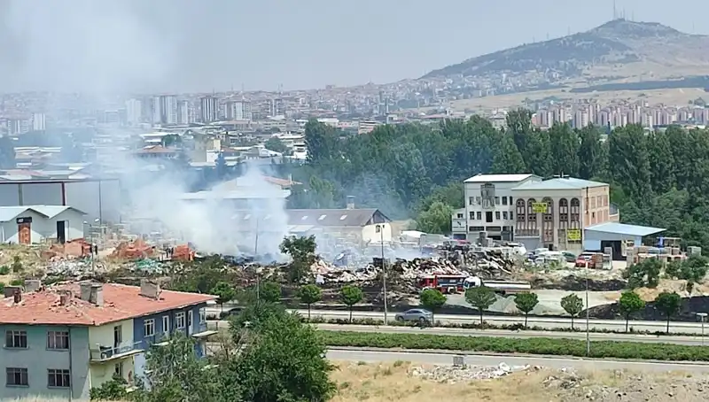 Otluk Alandaki Yangın, Depo Tahribatına Yol Açtı: Son Gelişmeler