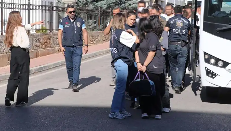 6 İlde Escort Dolandırıcılığı: 12 Milyon TL'lik Vurgun Ortaya Çıktı