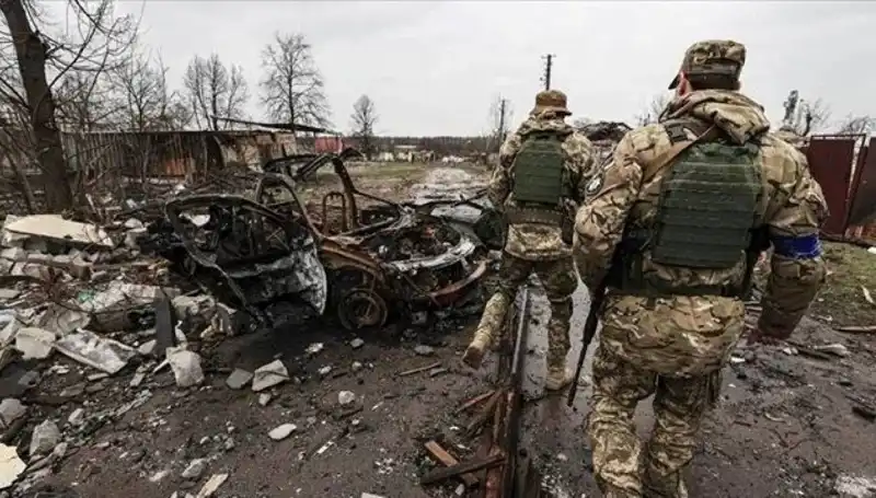 Rusya, Luhansk'ta Tam Kontrol Sağladığını İddia Ediyor: Stratejik Önemi Ne?