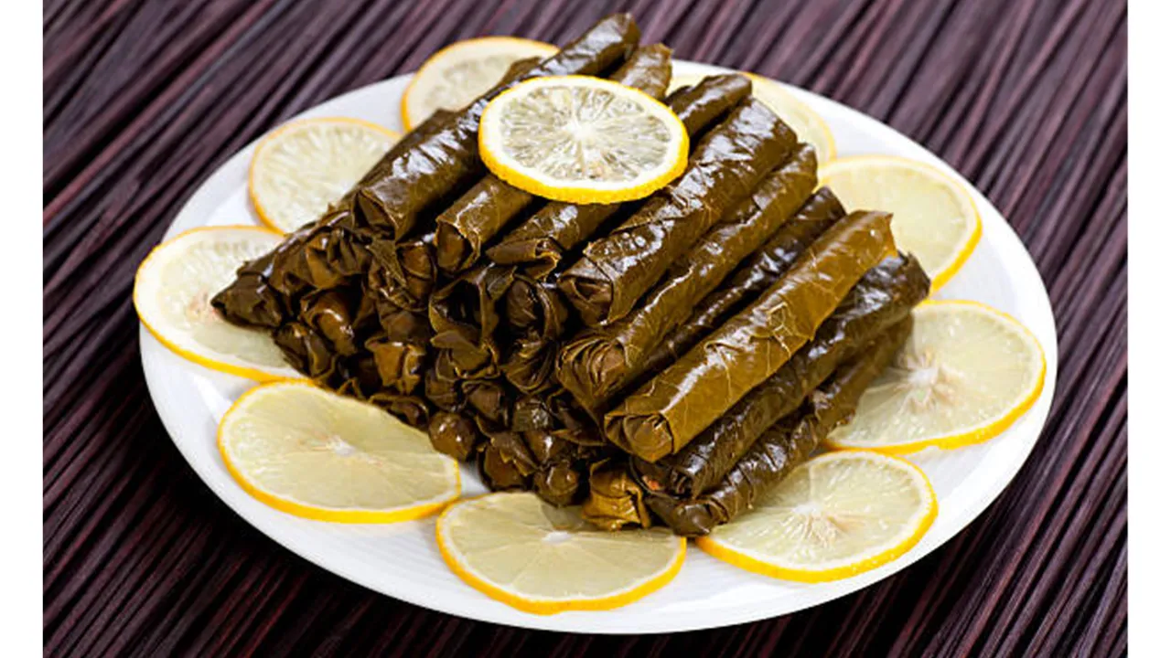 MasterChef Usulü Zeytinyağlı Yaprak Sarma Tarifi: Püf Noktalarıyla Lezzet Şöleni
