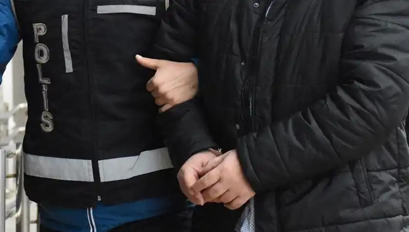 Edirne'de FETÖ Operasyonu: İki Şüpheli Yakalandı, Gözaltı Süreci Başladı