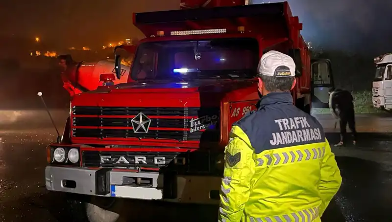 Kamyonun Çakar Lambasına Yazılan 138 Bin Liralık Ceza Şaşkınlık Yarattı