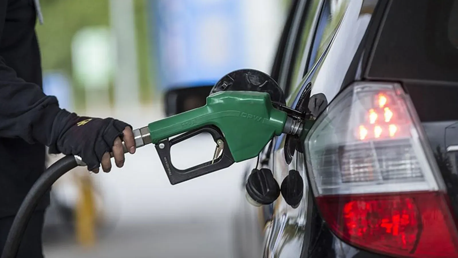 Araç Sahipleri İçin Müjde: Benzine İndirim Geldi! 21 Kasım 2024 Güncel Akaryakıt Fiyatları
