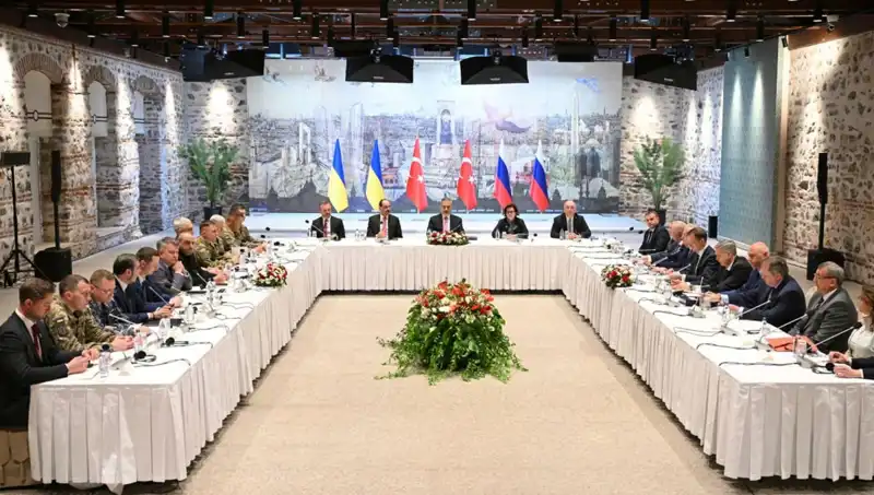 İstanbul’da Barış Zirvesi: Rus Heyeti Türkiye’de Güçlü Mesajlar Verdi