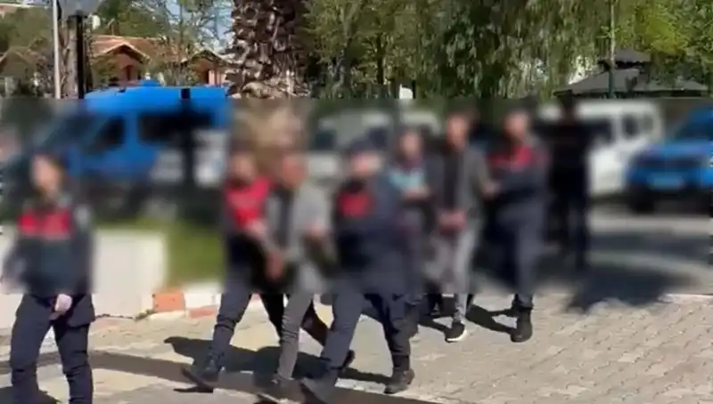 Aydın'da Dehşet Veren Olay: Parasını Gasbettikleri Adamı Yakmaya Çalıştılar!