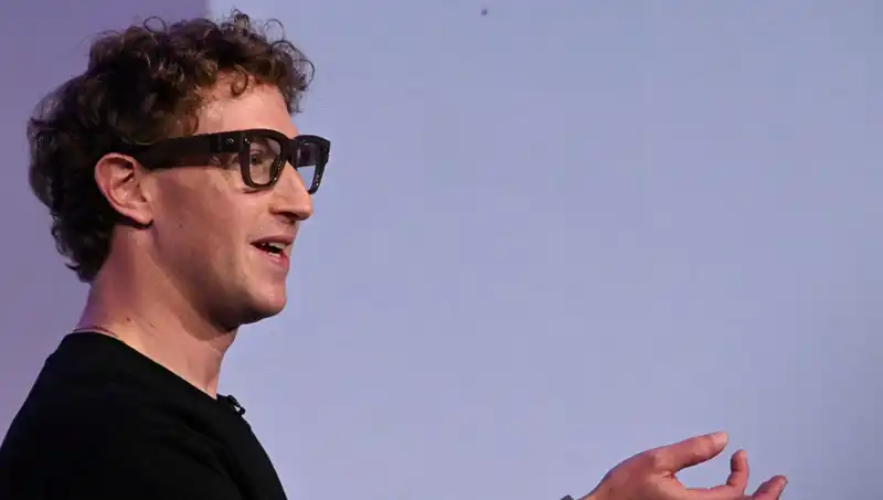 Mark Zuckerberg, Yeni Gözlüklerle Yapay Zeka Çağını Başlatıyor