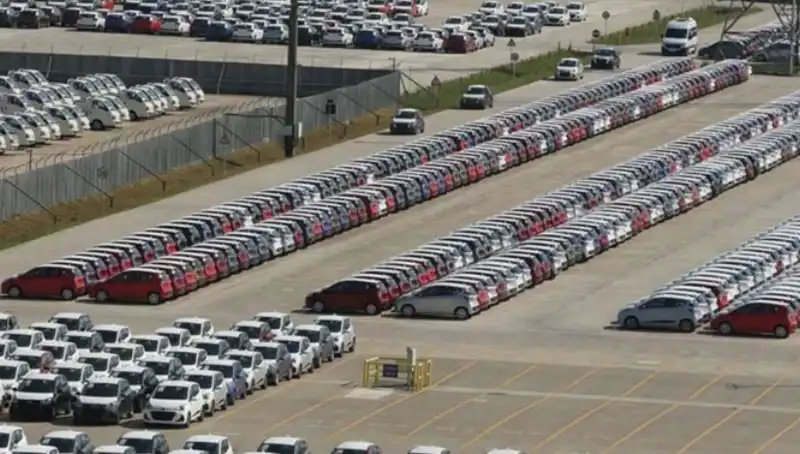 Otomotiv Sektöründe Şok Düşüş: Üretim Yüzde 9 Azaldı!