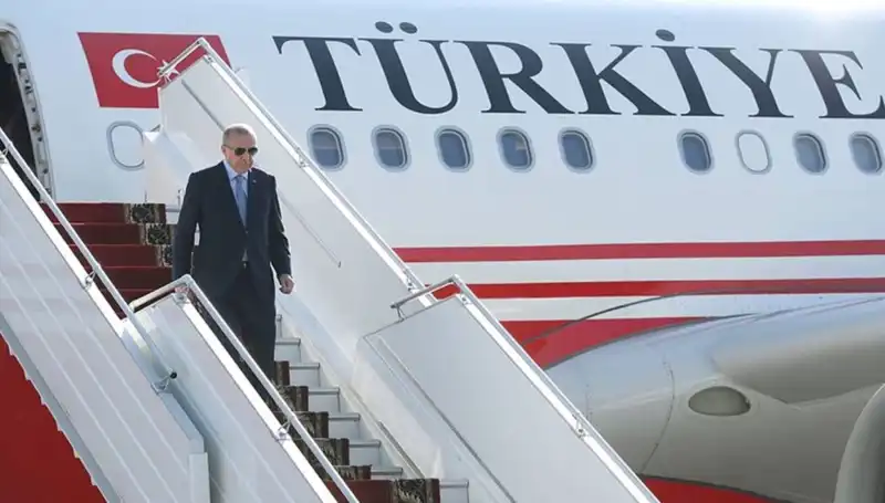 Cumhurbaşkanı Erdoğan İtalya'dan Döndü: Diplomatik Temasların Ardından Neler Olacak?