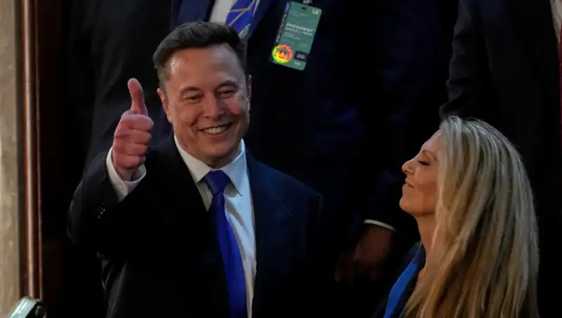 Musk'tan Şaşırtan Açıklama: Ukrayna Seçimleri İçin Kayıp Öngördü