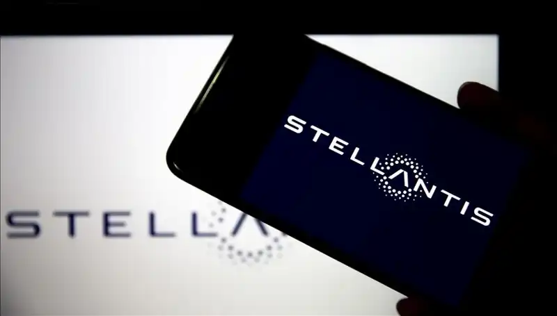 Stellantis Krizle Mücadele: Fabrikalar Kapanma Tehlikesiyle Karşı Karşıya