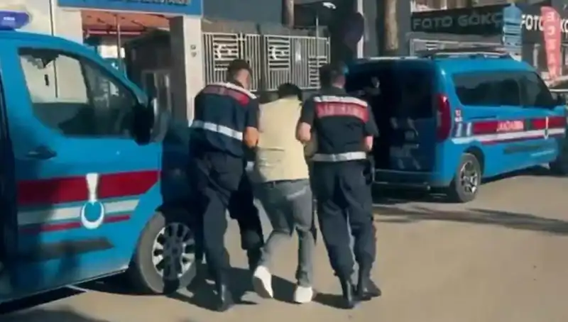 10 İlde Suç Örgütlerine Şok Operasyon: 74 Kişi Gözaltında