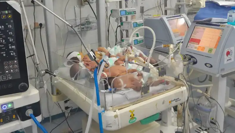 Gazzeli Doktorlar Çaresiz: Kuvözlerde Yaşanan Çocuk Krizi
